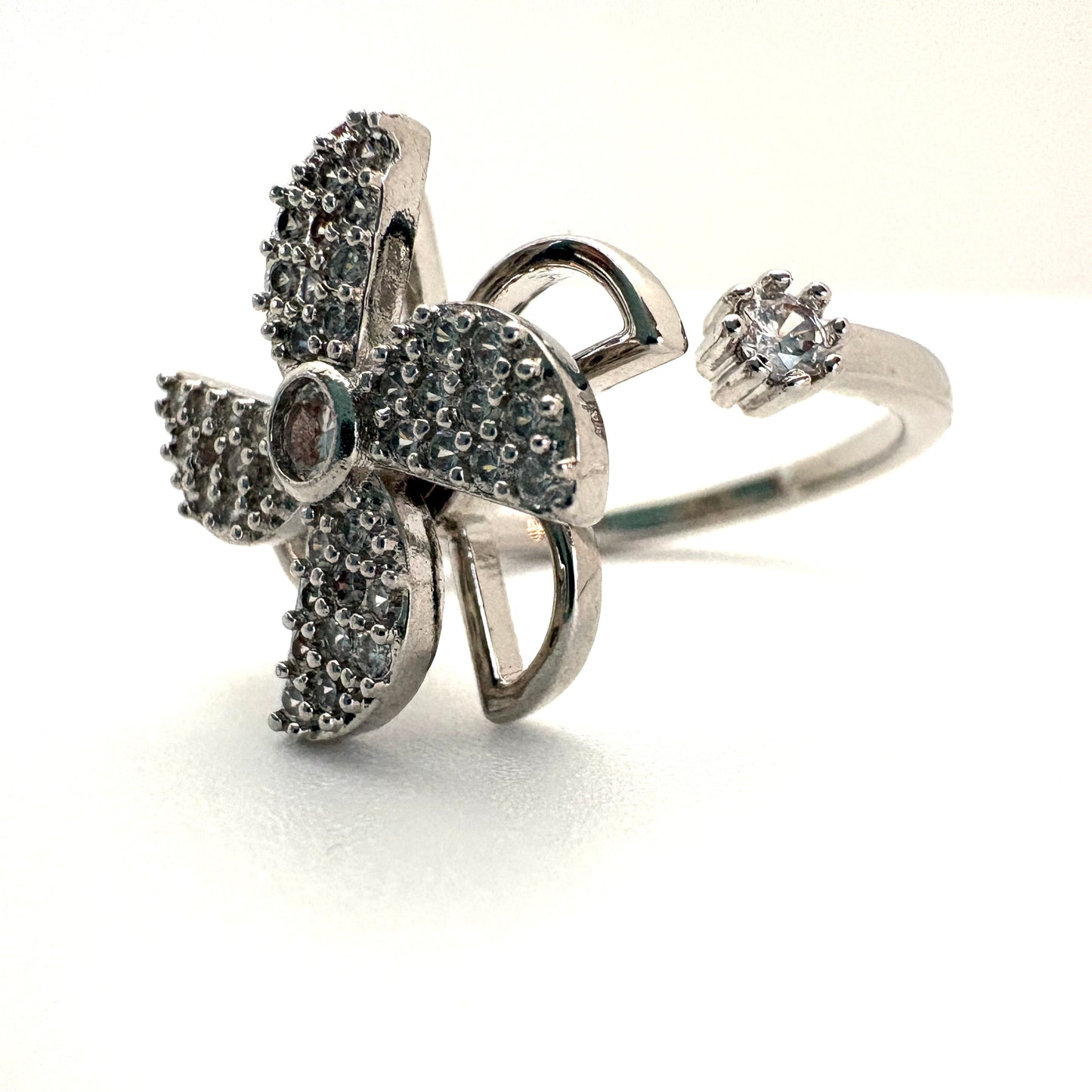 Pinwheel Fidget Ring